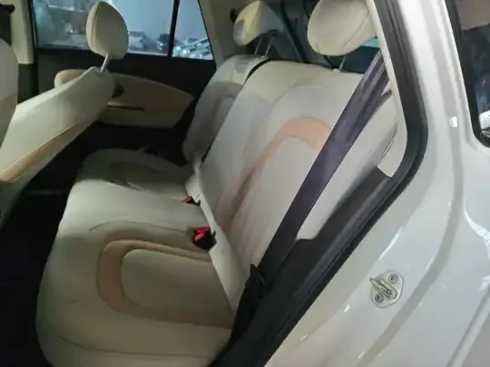 JAC Yiwei 3 2023 (22800 км)