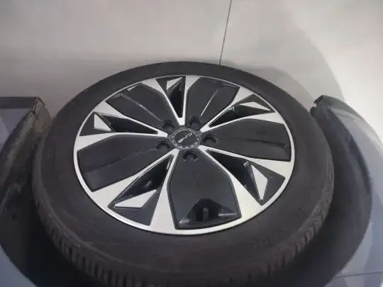 BYD Seal 2023 (26300 км)