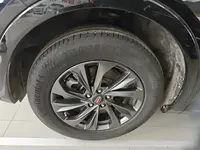 Hongqi HS5 2023 (12100 км)