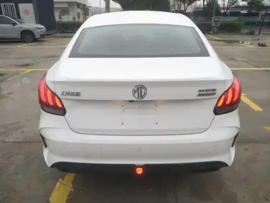 MG 5 2023 (17800 км)