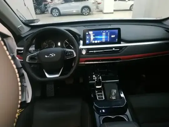 Chery Tiggo 7 2023 (13100 км)