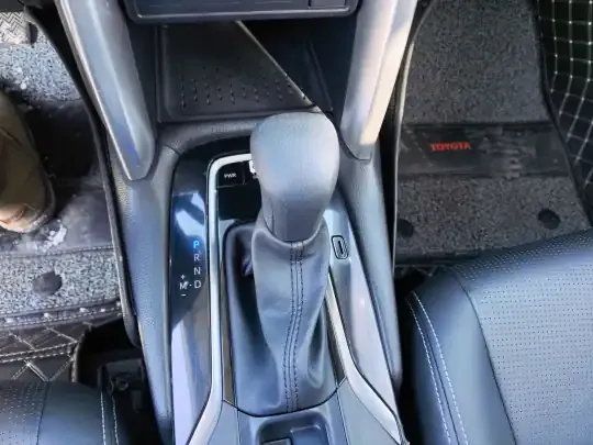 Toyota Corolla Cross 2023 (7800 км)