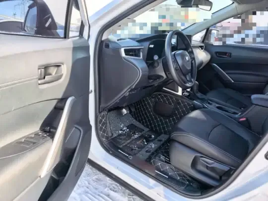 Toyota Corolla Cross 2023 (7800 км)