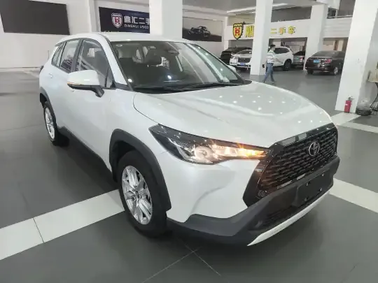 Toyota Corolla Cross 2023 (24100 км)