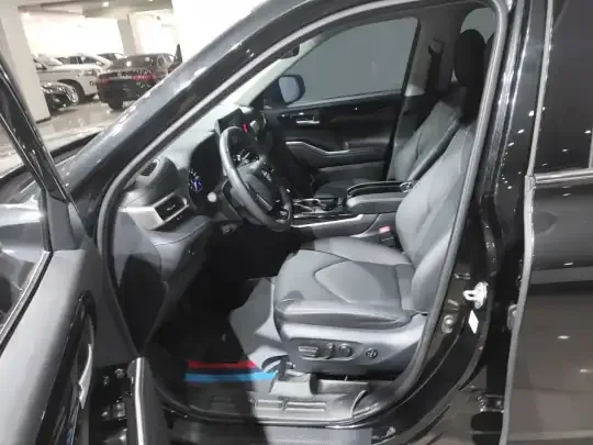 Toyota Highlander 2023 (46800 км)