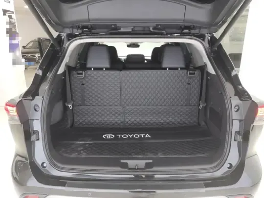 Toyota Highlander 2023 (46800 км)