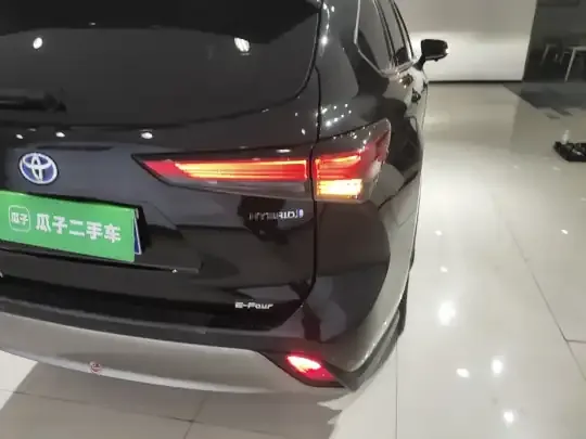Toyota Highlander 2023 (46800 км)