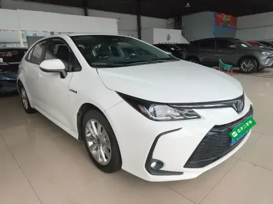 Toyota Corolla 2023 (40600 км)