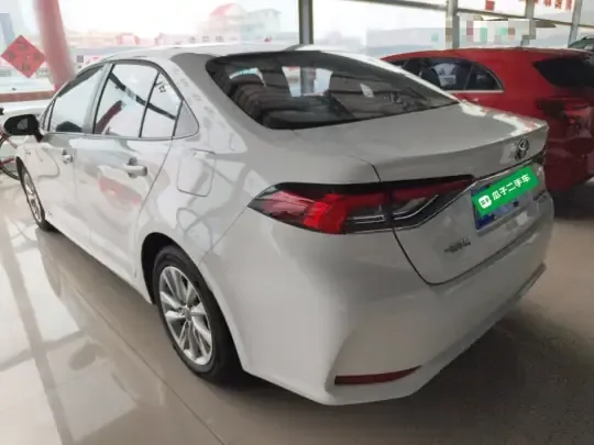 Toyota Corolla 2023 (40600 км)