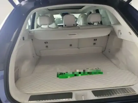 Mercedes-Benz EQE SUV 2023 (31500 км)