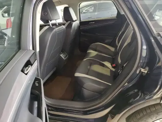 Volkswagen ID,7 VIZZION 2024 (26900 км)