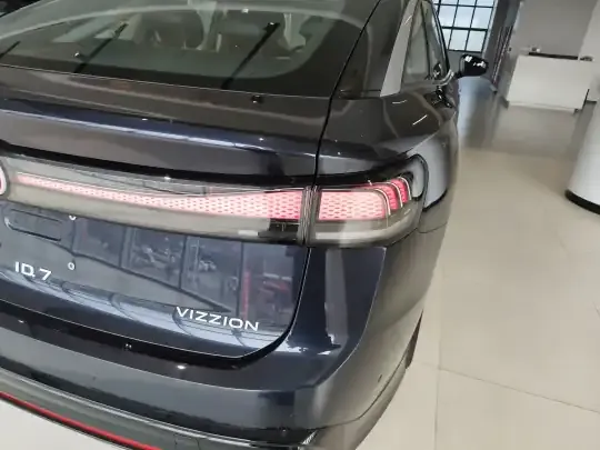 Volkswagen ID,7 VIZZION 2024 (26900 км)