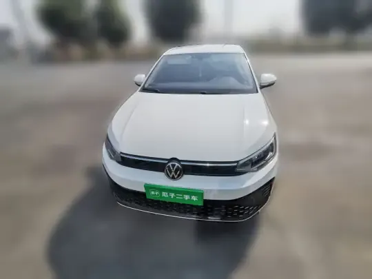 Volkswagen Lavida 2023 (8600 км)