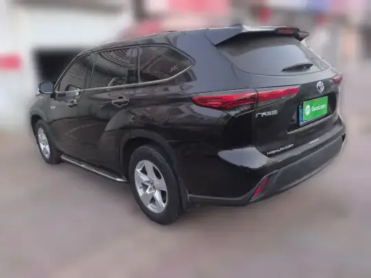 Toyota Highlander 2023 (12200 км)