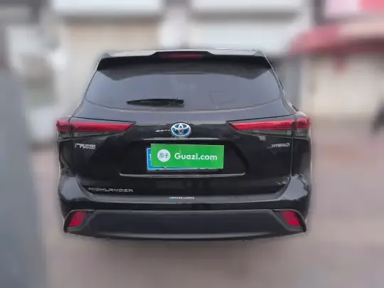 Toyota Highlander 2023 (12200 км)