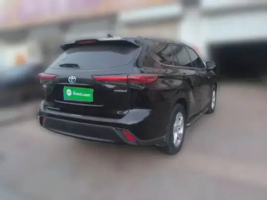 Toyota Highlander 2023 (12200 км)
