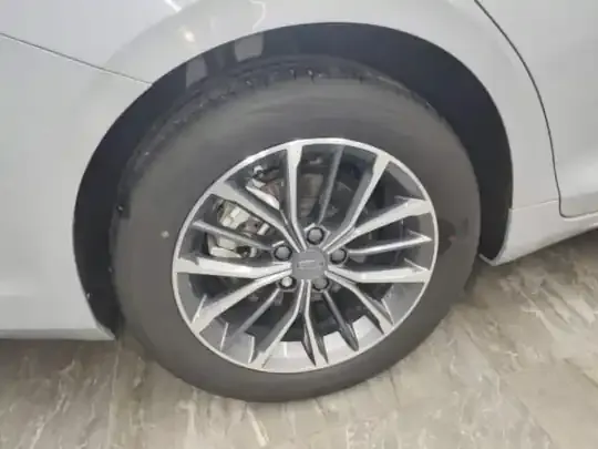 Geely Auto Preface 2023 (26600 км)