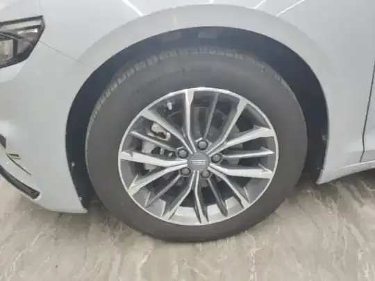 Geely Auto Preface 2023 (26600 км)