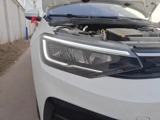 Volkswagen Lavida 2023 (3900 км)