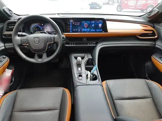 Toyota Crown 2023 (38500 км)