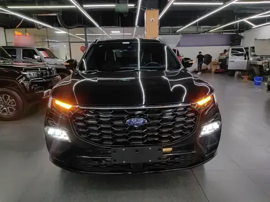 Ford Equator 2023 (15700 км)