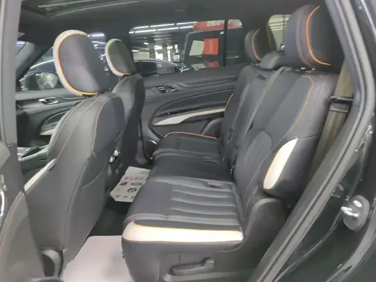 Ford Equator 2023 (15700 км)