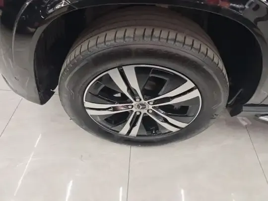 Mercedes-Benz GLE New Energy 2024 (27799 км)