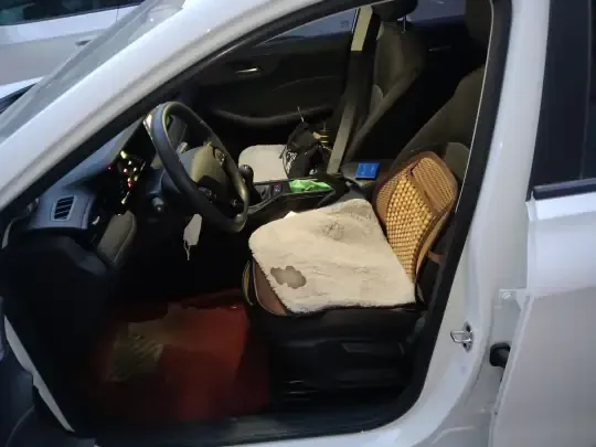 Roewe i5 2023 (3100 км)