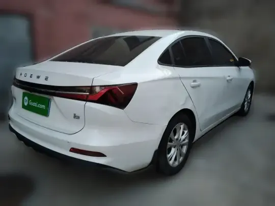 Roewe i5 2023 (3100 км)