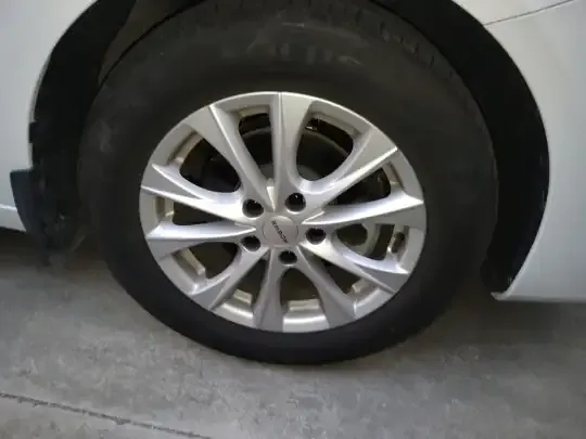 Roewe i5 2023 (3100 км)