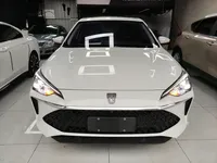 Roewe i5 2023 (12800 км)