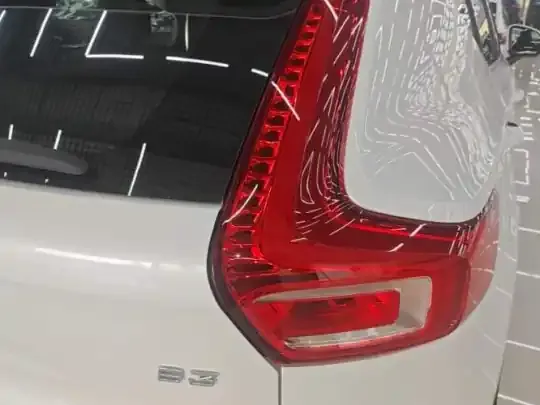 Volvo XC40 2024 (25300 км)