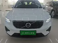 Volvo XC40 2024 (25300 км)