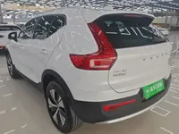 Volvo XC40 2024 (25300 км)