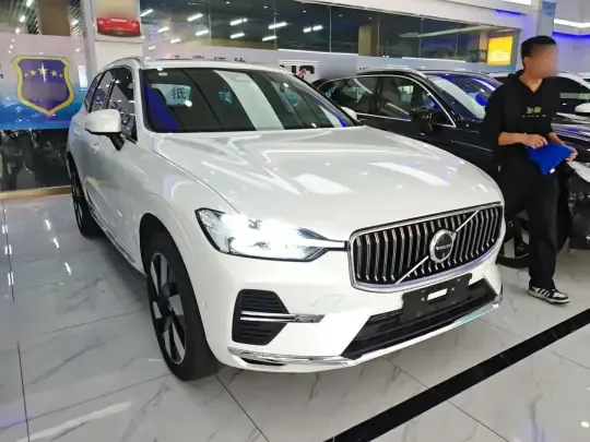 Volvo XC60 New Energy 2024 (10100 км)