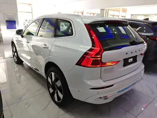 Volvo XC60 New Energy 2024 (10100 км)