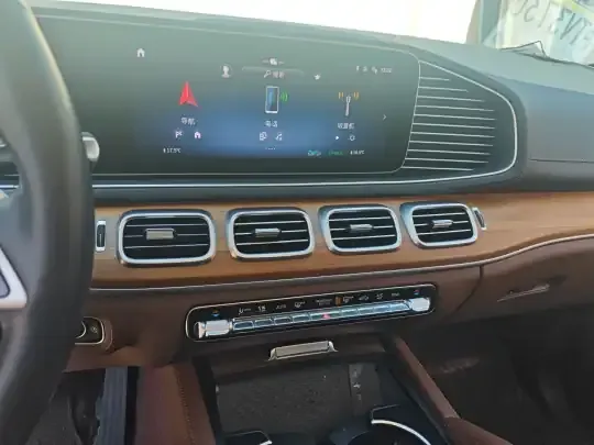 Mercedes-Benz GLE 2024 (29800 км)