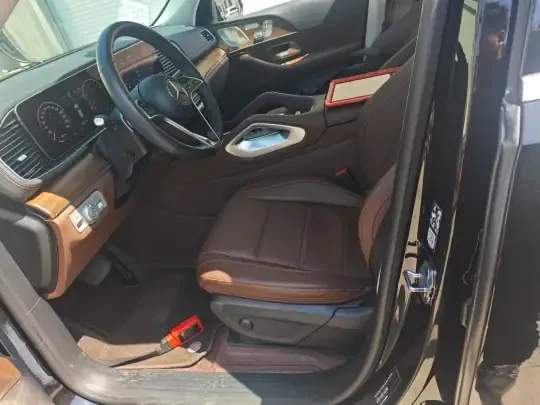 Mercedes-Benz GLE 2024 (29800 км)