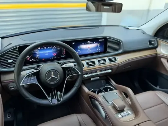 Mercedes-Benz GLE 2024 (29800 км)
