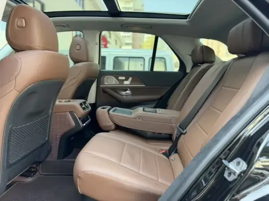 Mercedes-Benz GLE 2024 (29800 км)
