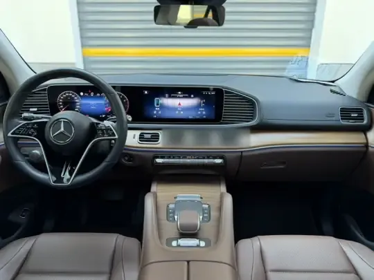 Mercedes-Benz GLE 2024 (29800 км)