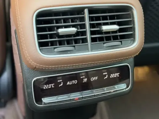Mercedes-Benz GLE 2024 (29800 км)
