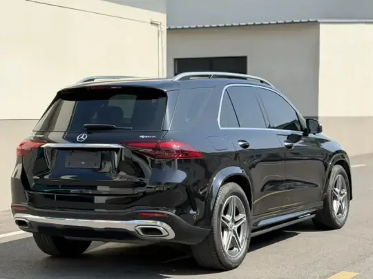 Mercedes-Benz GLE 2024 (29800 км)