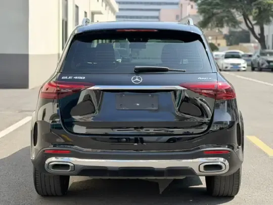 Mercedes-Benz GLE 2024 (29800 км)