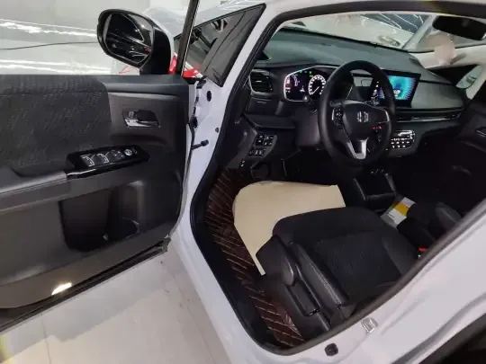 Honda Elysion 2024 (9100 км)