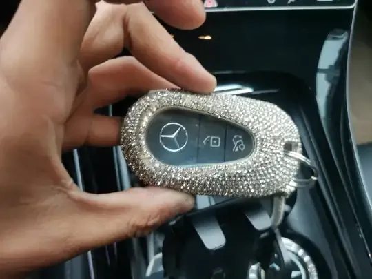 Mercedes-Benz C-Class 2023 (3200 км)