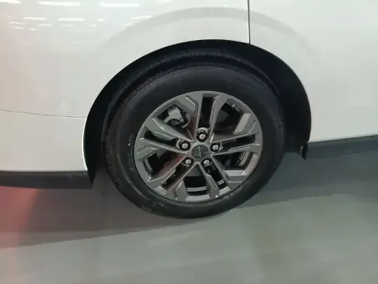 SAIC MAXUS G70 2024 (4800 км)