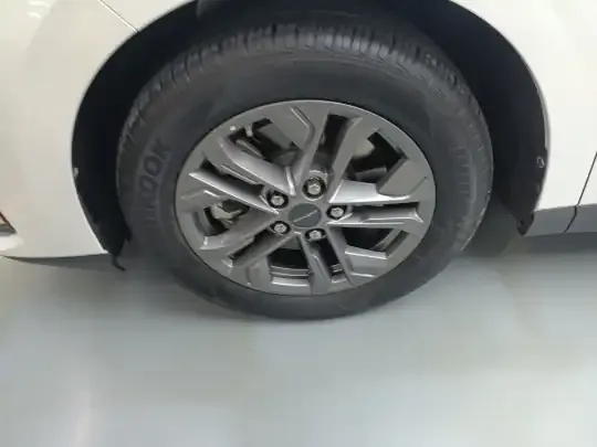 SAIC MAXUS G70 2024 (4800 км)