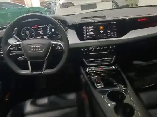 Audi e-tron GT 2023 (39000 км)