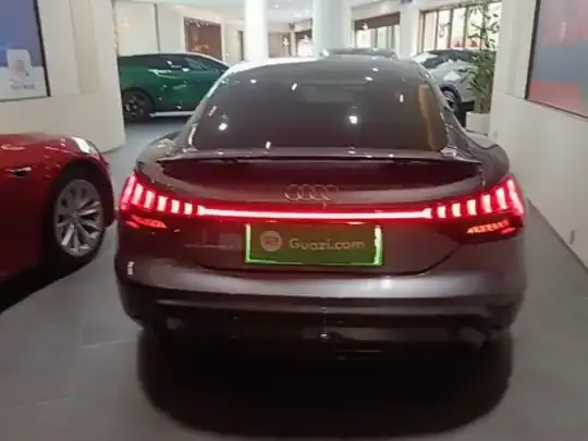Audi e-tron GT 2023 (39000 км)